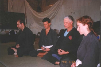 Martial arts lesson (Judo,Nin): Danny Waxman sits Zazen with his students